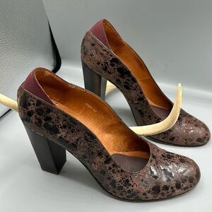 Donald J Pliner Leather Heel Sz 10